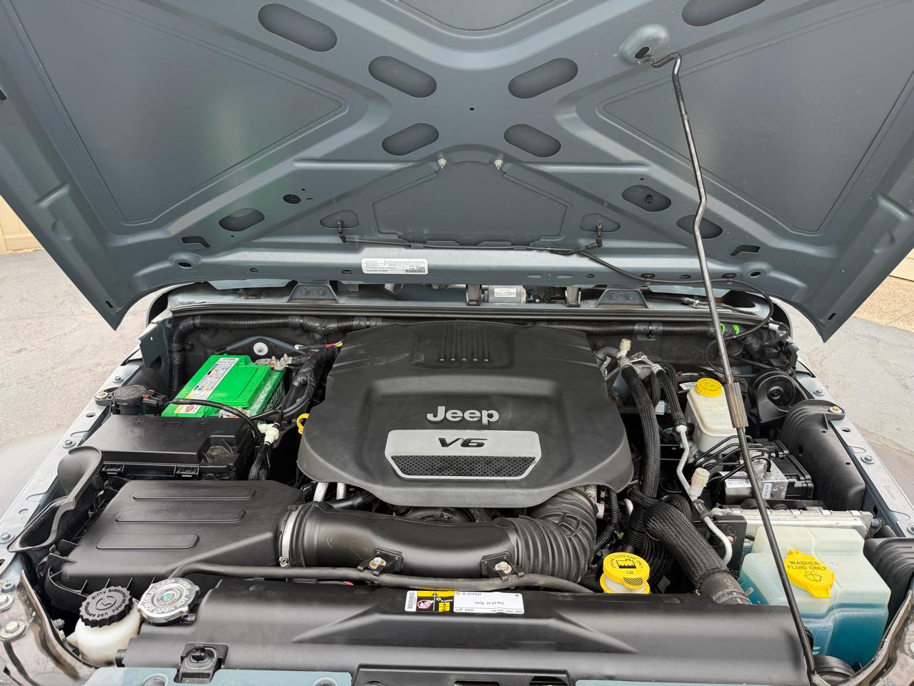 Jeep Wrangler Unlimited Sport 4WD 2015