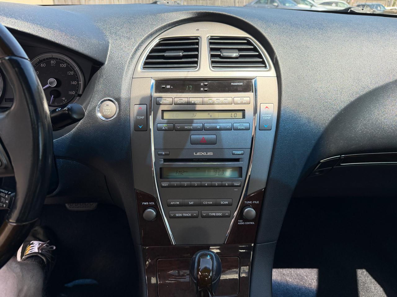 Lexus ES 350 Sedan 2011