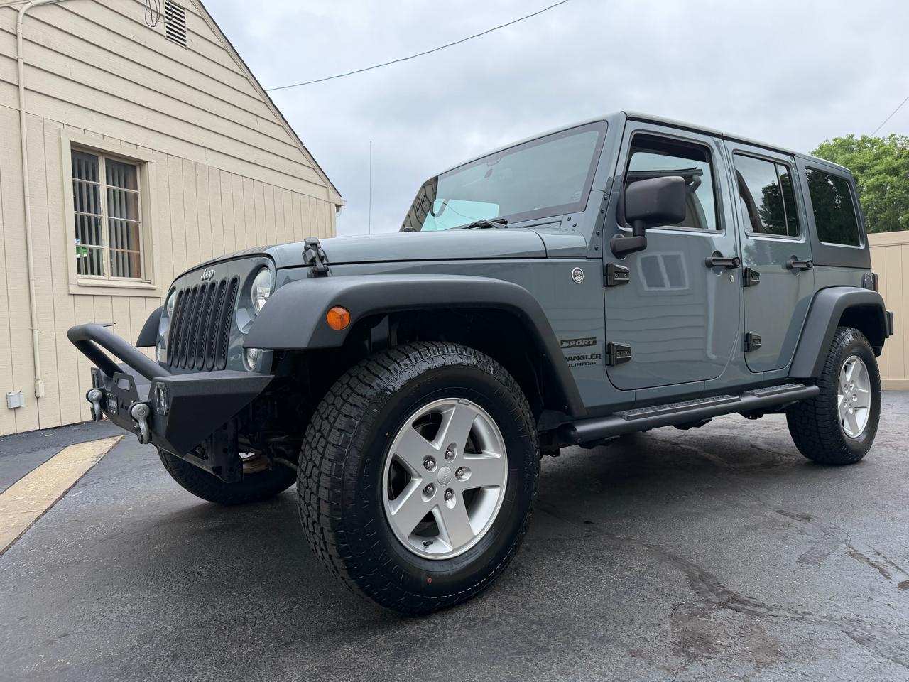 Jeep Wrangler Unlimited Sport 4WD 2014