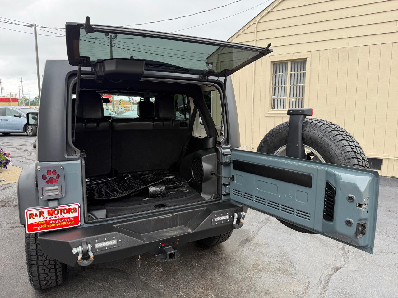 Jeep Wrangler Unlimited Sport 4WD 2014
