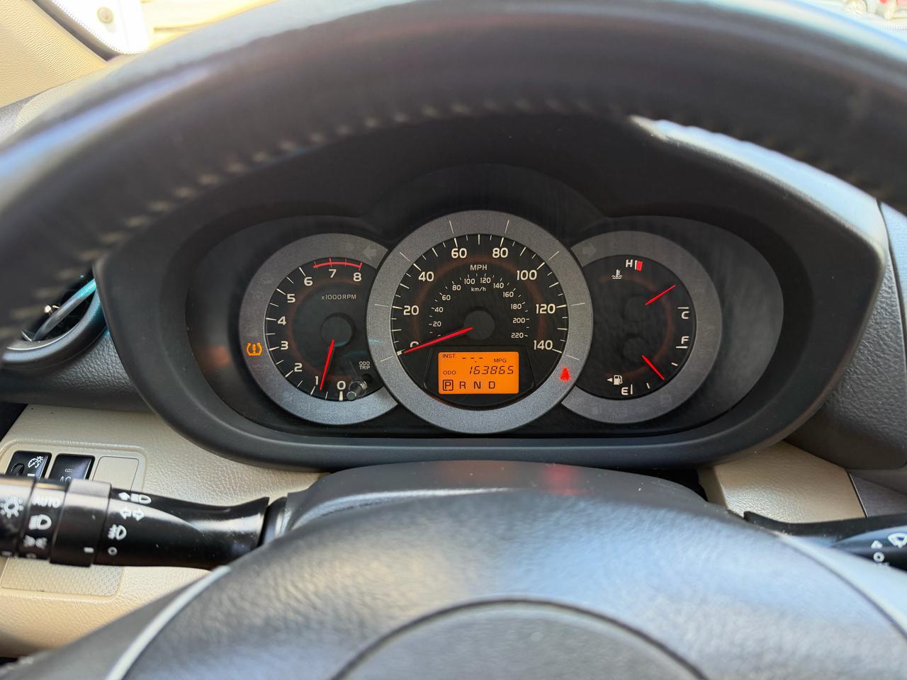 Toyota RAV4 Limited I4 4WD 2010