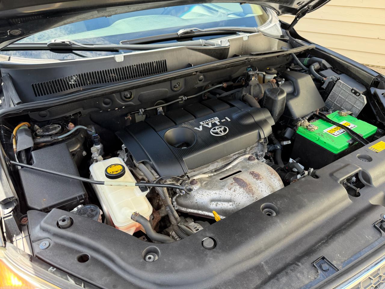 Toyota RAV4 Limited I4 4WD 2010