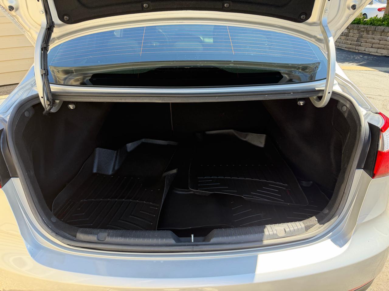 Kia Forte LX w/Popular Package 2016