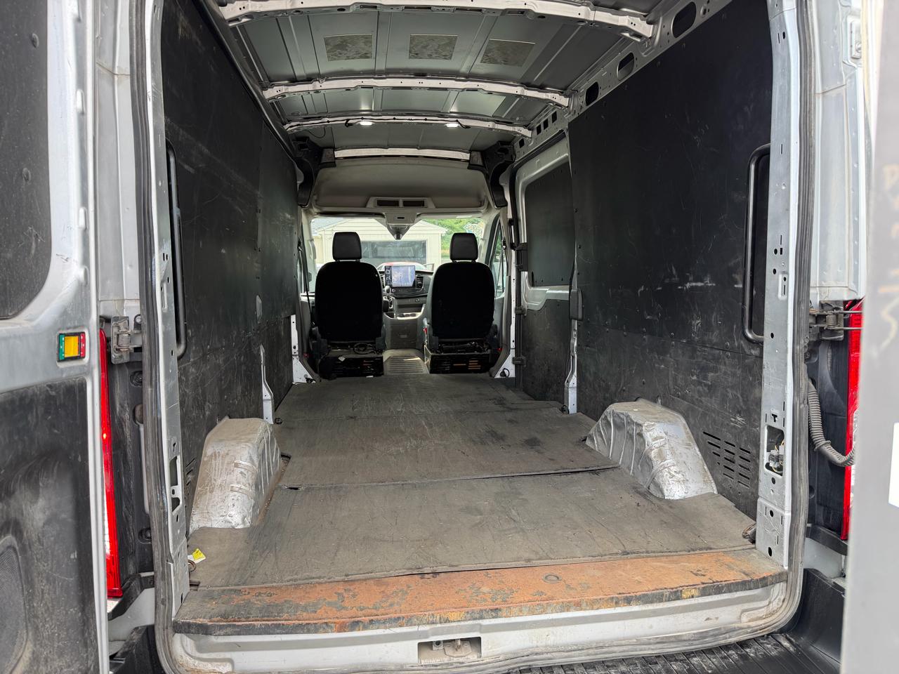 Ford Transit 350 Van Med. Roof w/Sliding Pass. 148-in. WB 2022