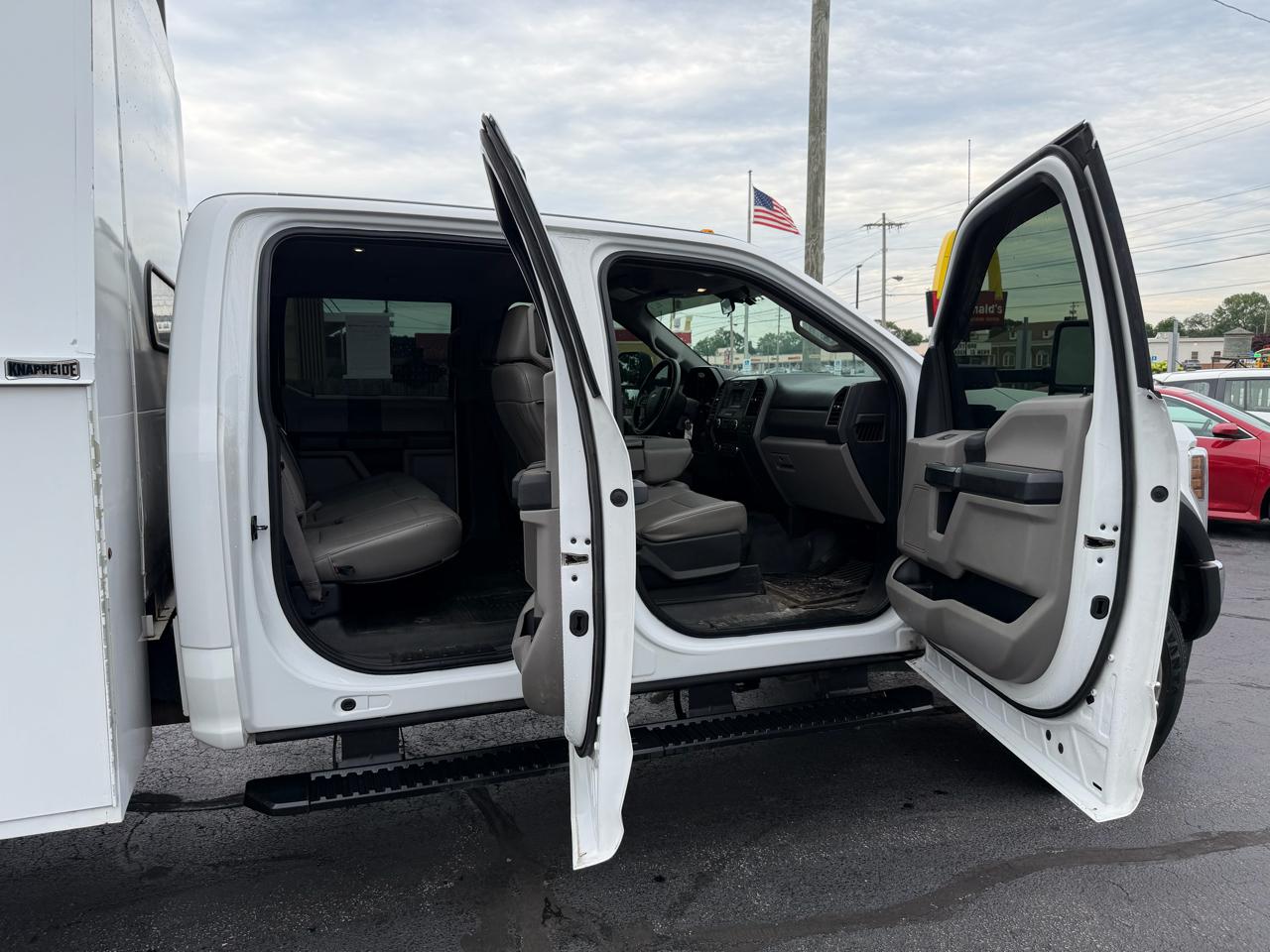 Ford F-550 Crew Cab DRW 4WD 2019