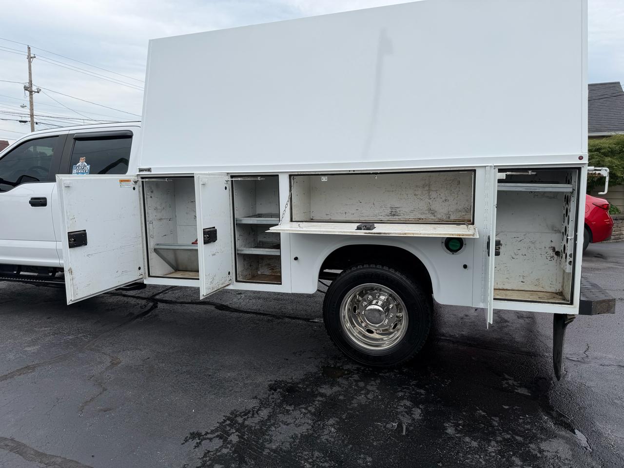 Ford F-550 Crew Cab DRW 4WD 2019