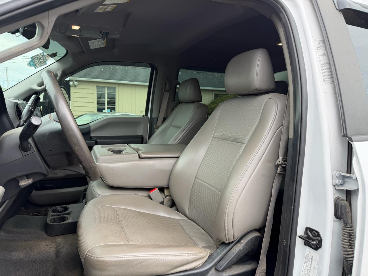 Ford F-550 Crew Cab DRW 4WD 2019