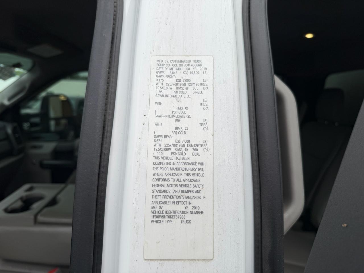 Ford F-550 Crew Cab DRW 4WD 2019