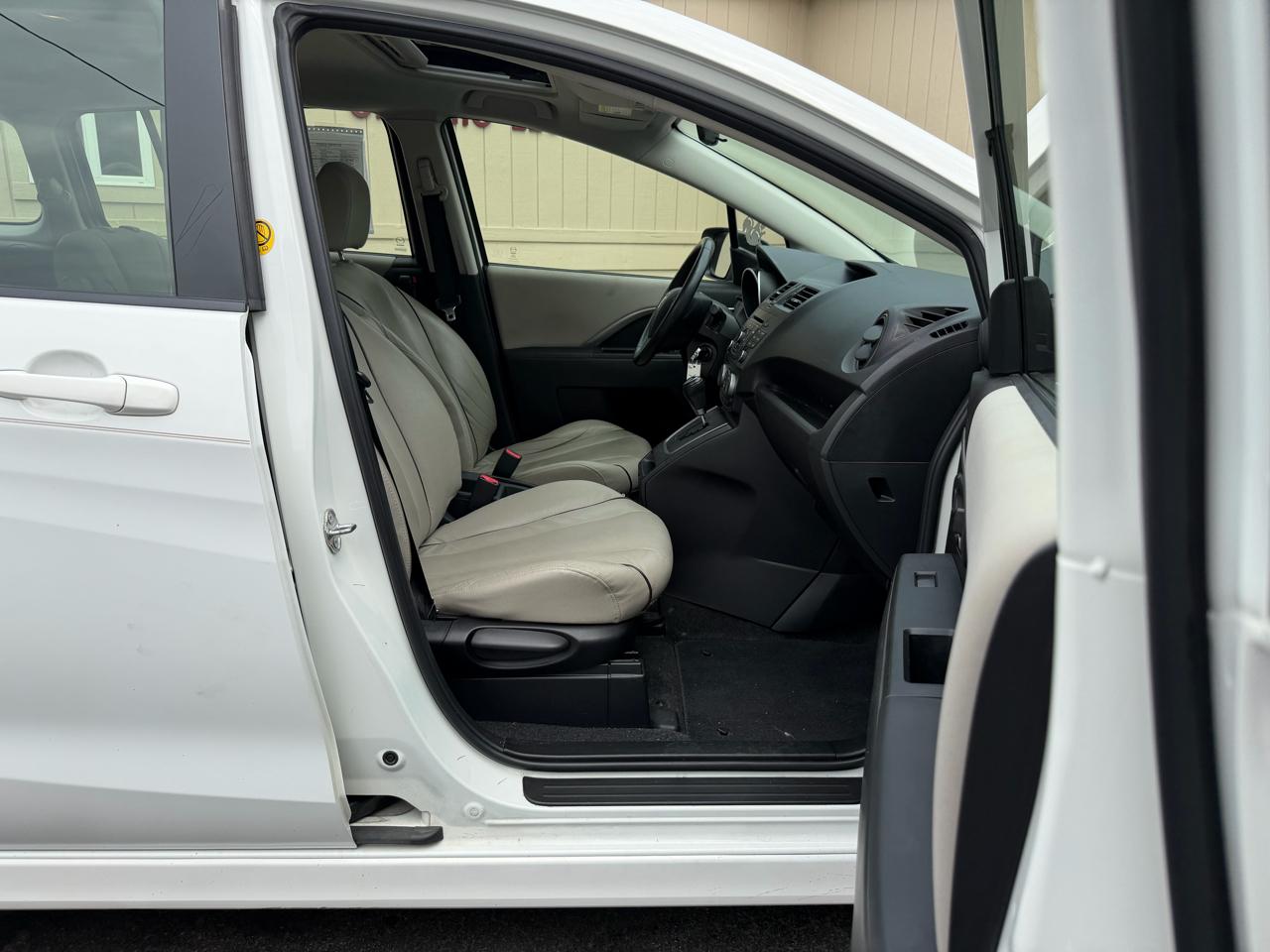 Mazda MAZDA5 Grand Touring 2014