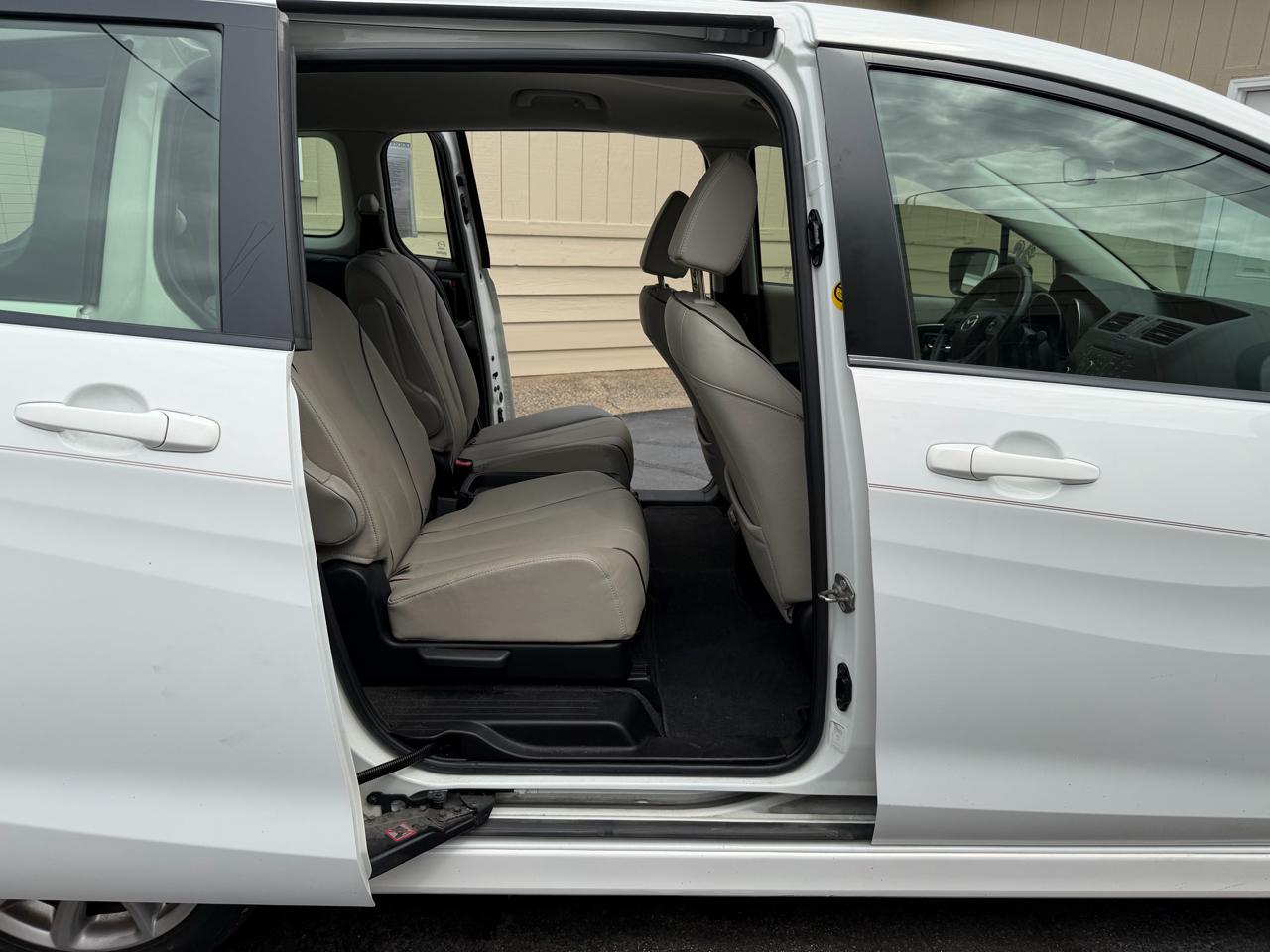 Mazda MAZDA5 Grand Touring 2014