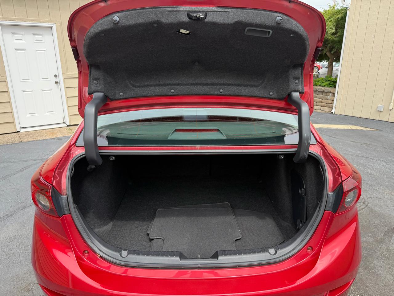 Mazda MAZDA3 i Sport AT 4-Door 2016