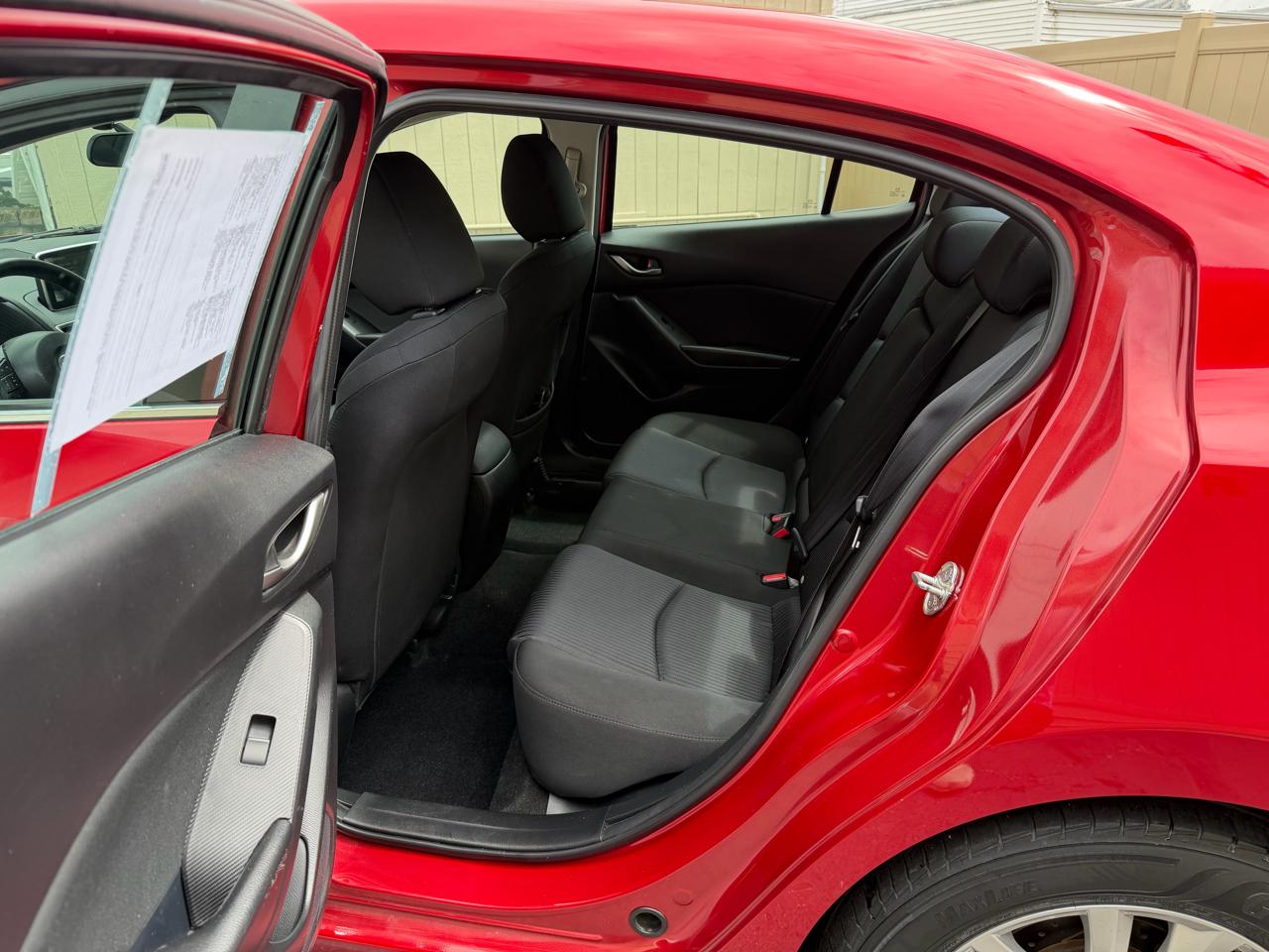 Mazda MAZDA3 i Sport AT 4-Door 2016