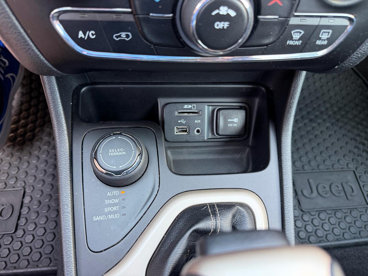 Jeep Cherokee Latitude 4WD 2017