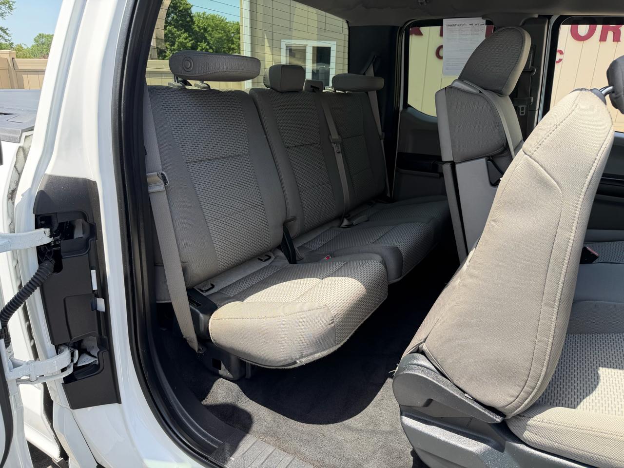 Ford F-150 XLT 4WD SuperCab 6.5' Box 2015