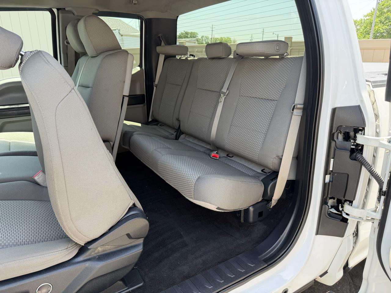 Ford F-150 XLT 4WD SuperCab 6.5' Box 2015