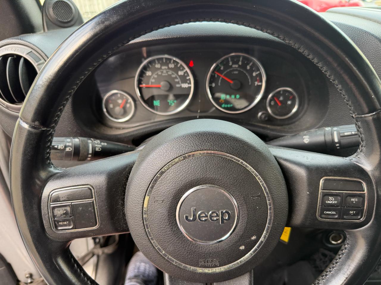 Jeep Wrangler Sport 4WD 2013