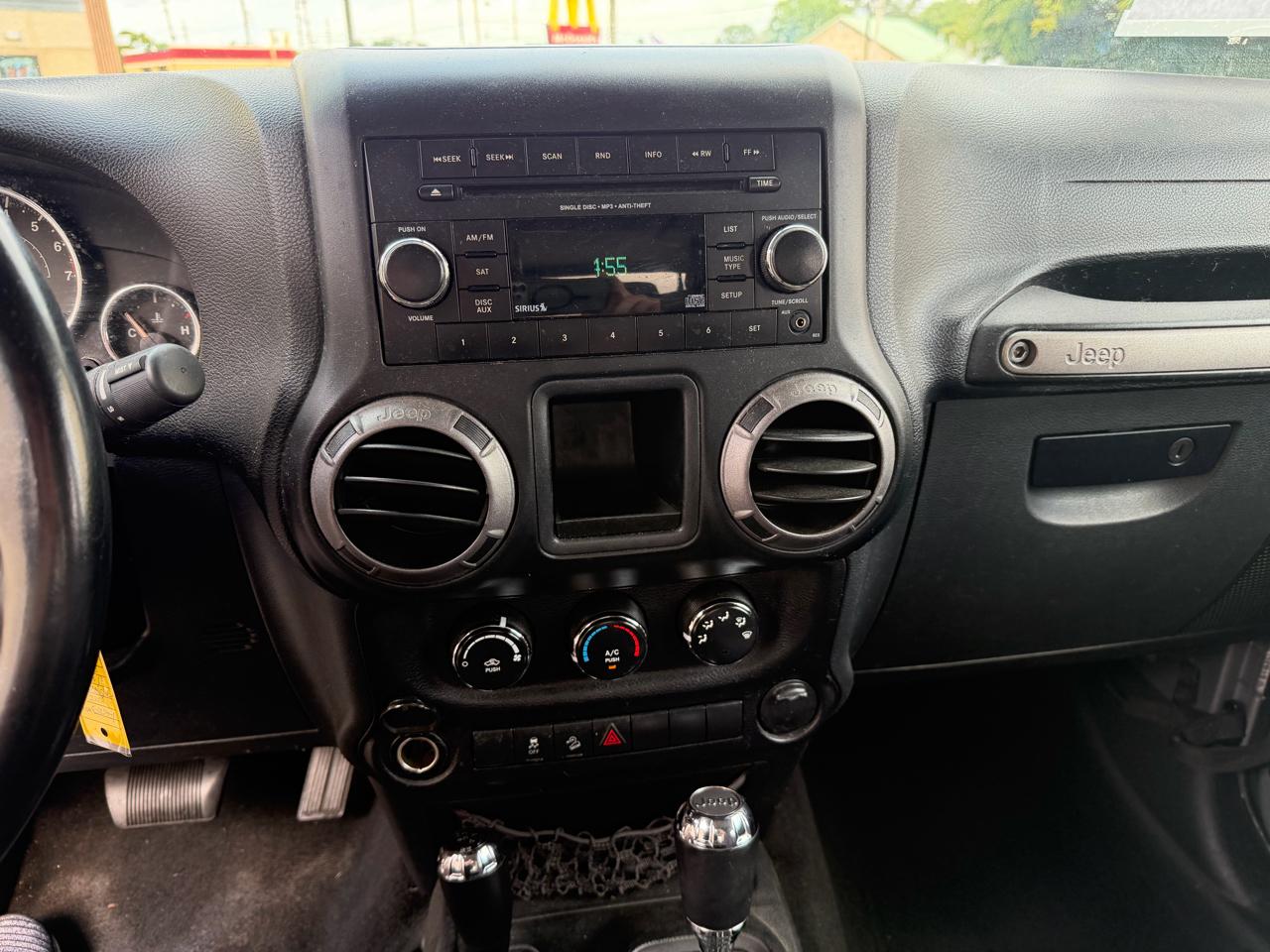 Jeep Wrangler Sport 4WD 2013