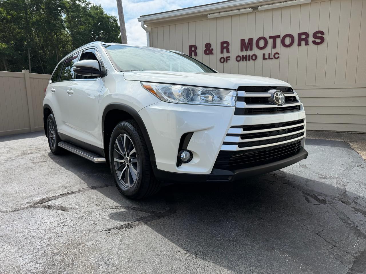 Toyota Highlander XLE AWD V6 2019