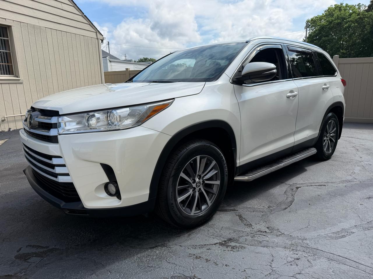 Toyota Highlander XLE AWD V6 2019