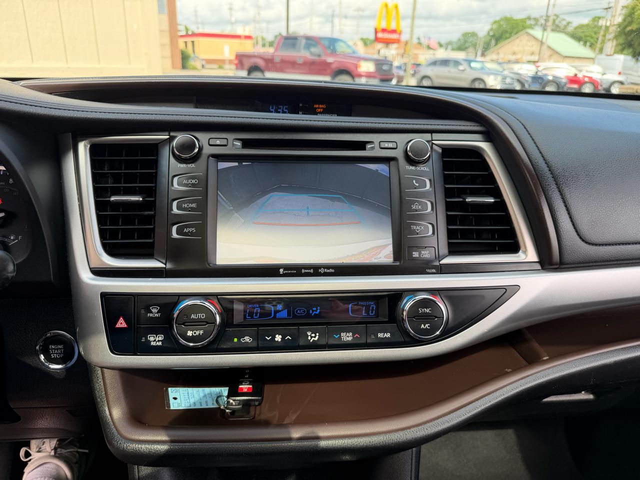 Toyota Highlander XLE AWD V6 2019