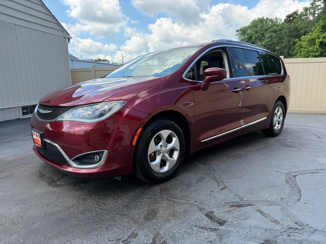 Chrysler Pacifica Touring-L Plus 2017