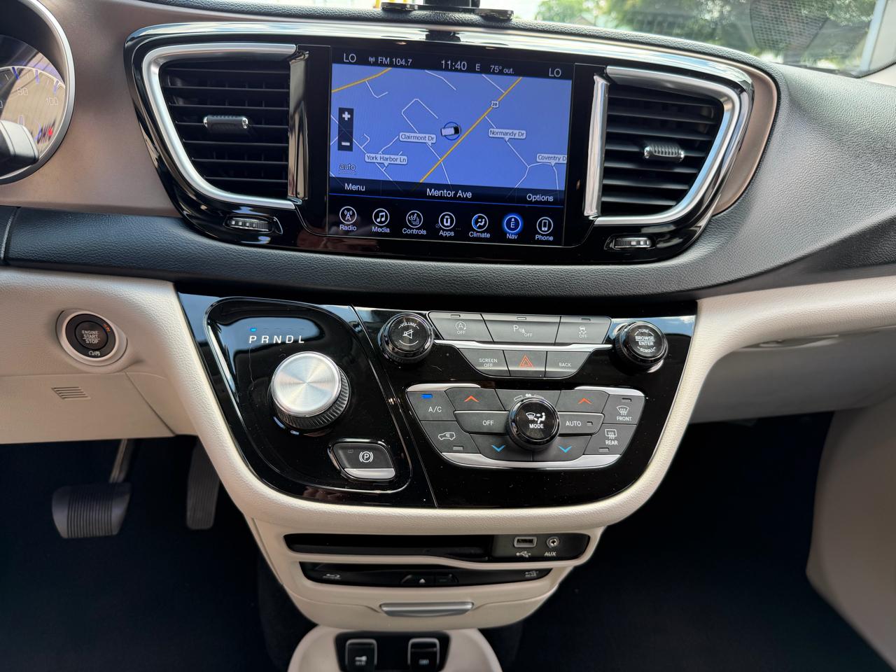 Chrysler Pacifica Touring-L Plus 2017
