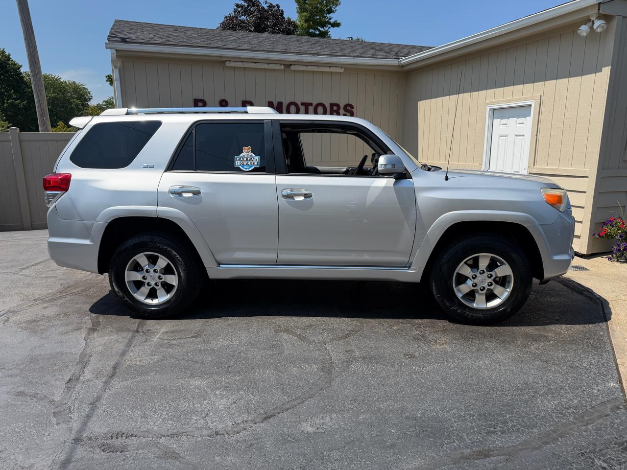 Toyota 4Runner SR5 4WD 2010