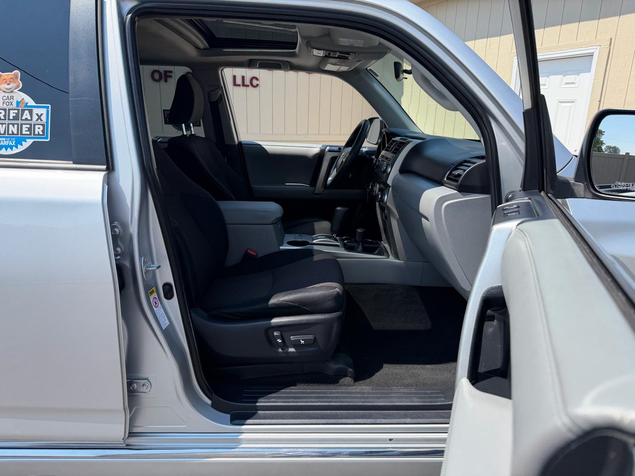 Toyota 4Runner SR5 4WD 2010
