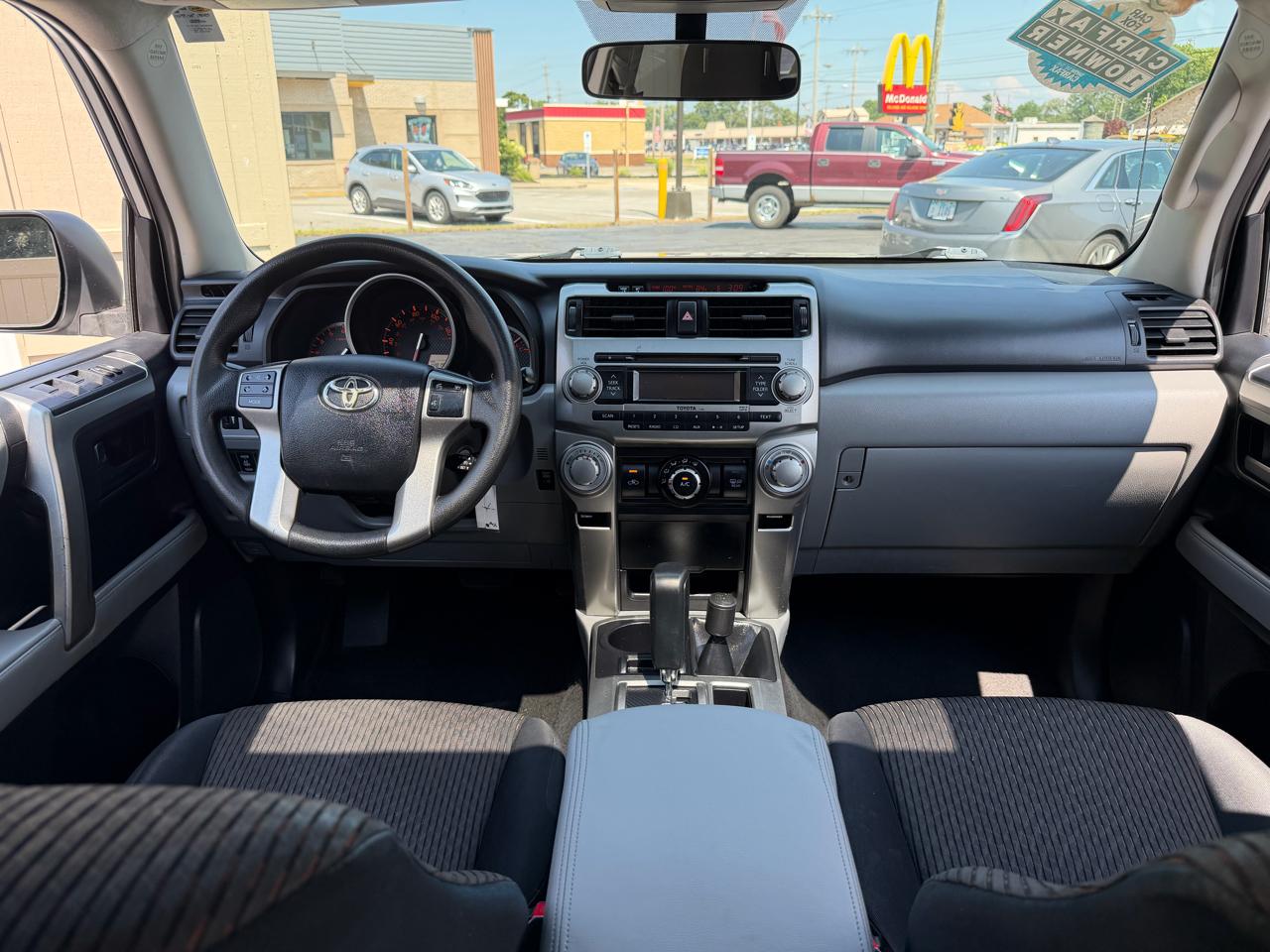 Toyota 4Runner SR5 4WD 2010