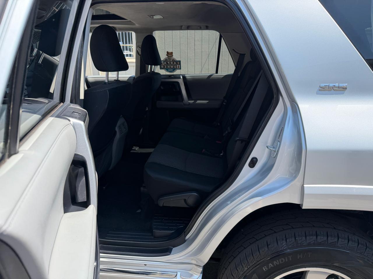 Toyota 4Runner SR5 4WD 2010