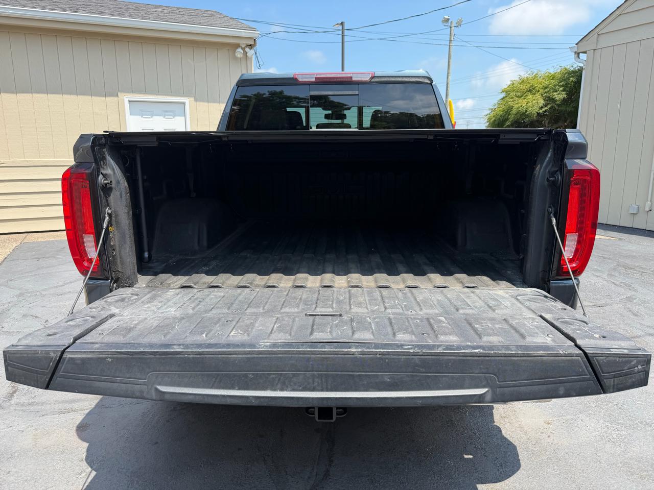 GMC Sierra 1500 SLT Crew Cab 4WD 2020