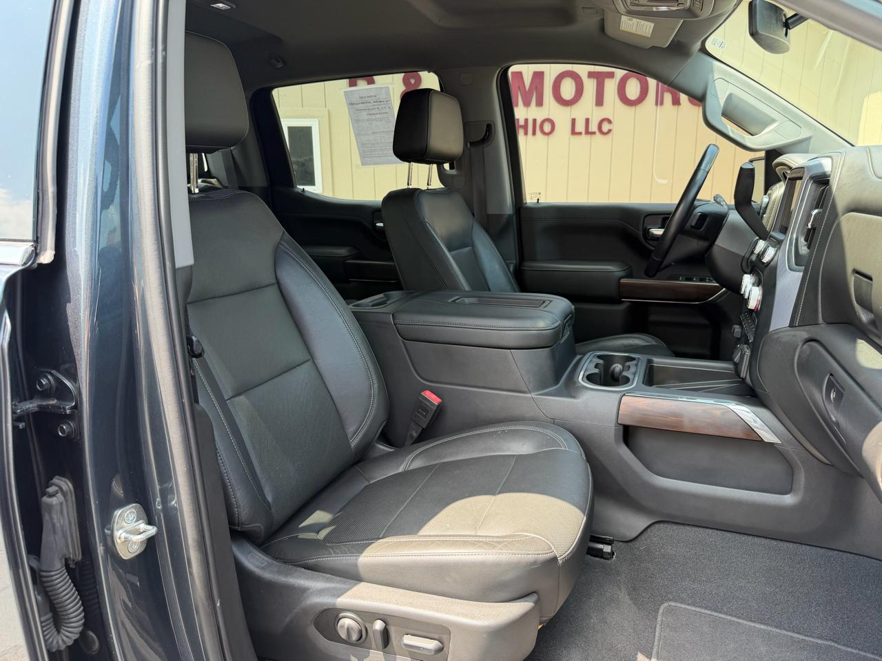 GMC Sierra 1500 SLT Crew Cab 4WD 2020