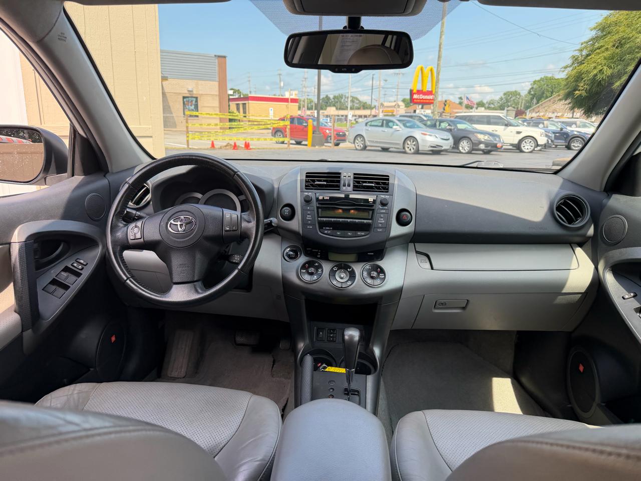 Toyota RAV4 Limited V6 4WD 2011