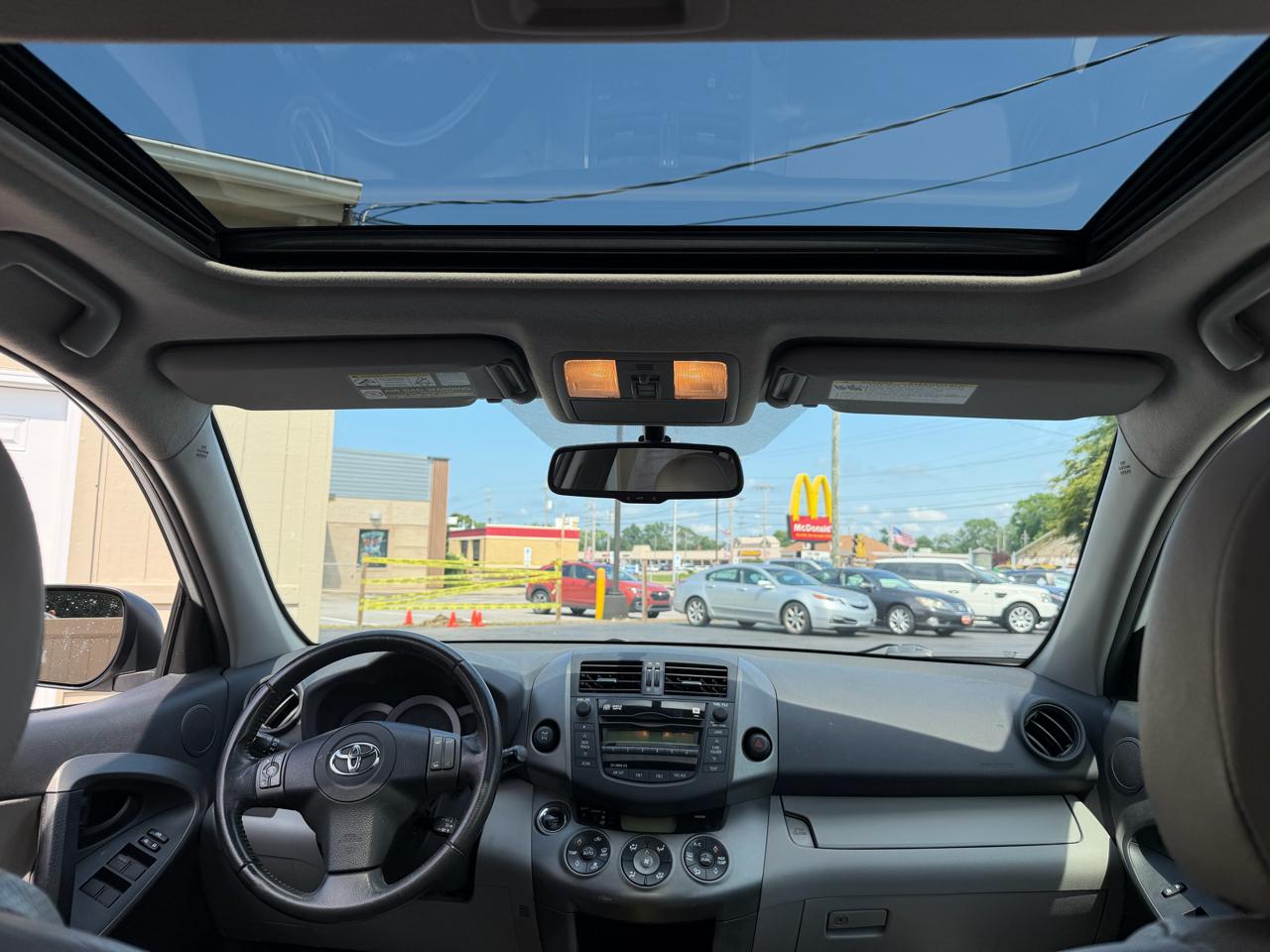 Toyota RAV4 Limited V6 4WD 2011