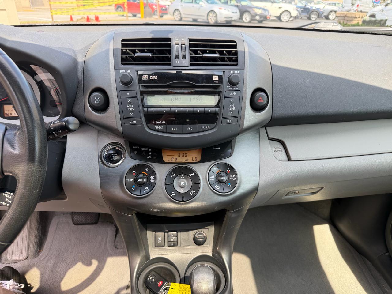 Toyota RAV4 Limited V6 4WD 2011