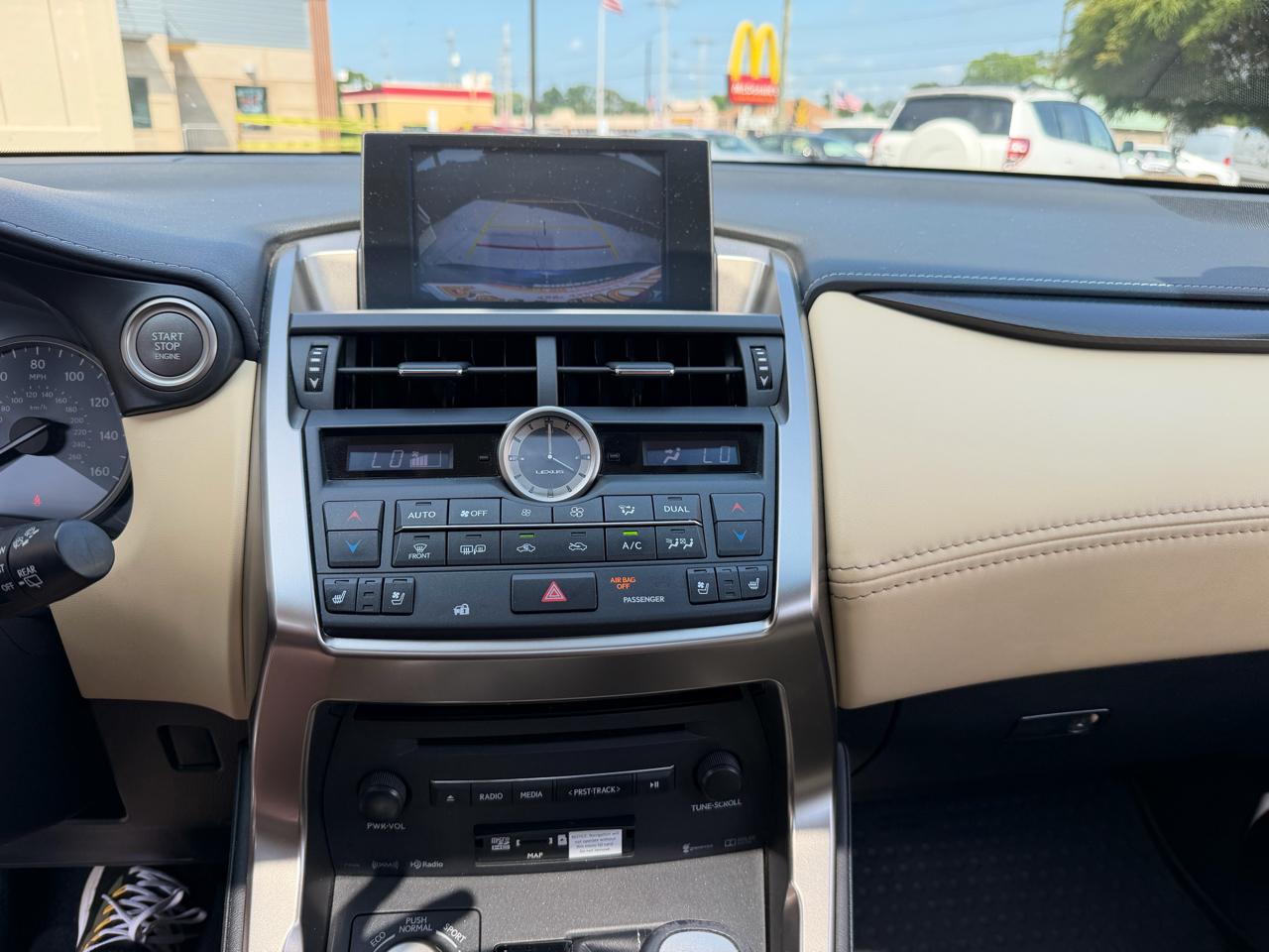 Lexus NX 200t AWD 2017