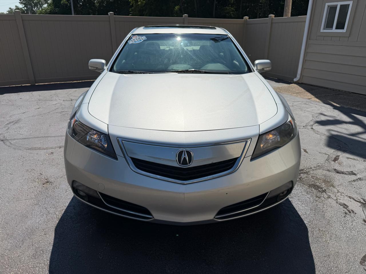 Acura TL 6-Speed AT with Tech Package and 18-In. WP 2012