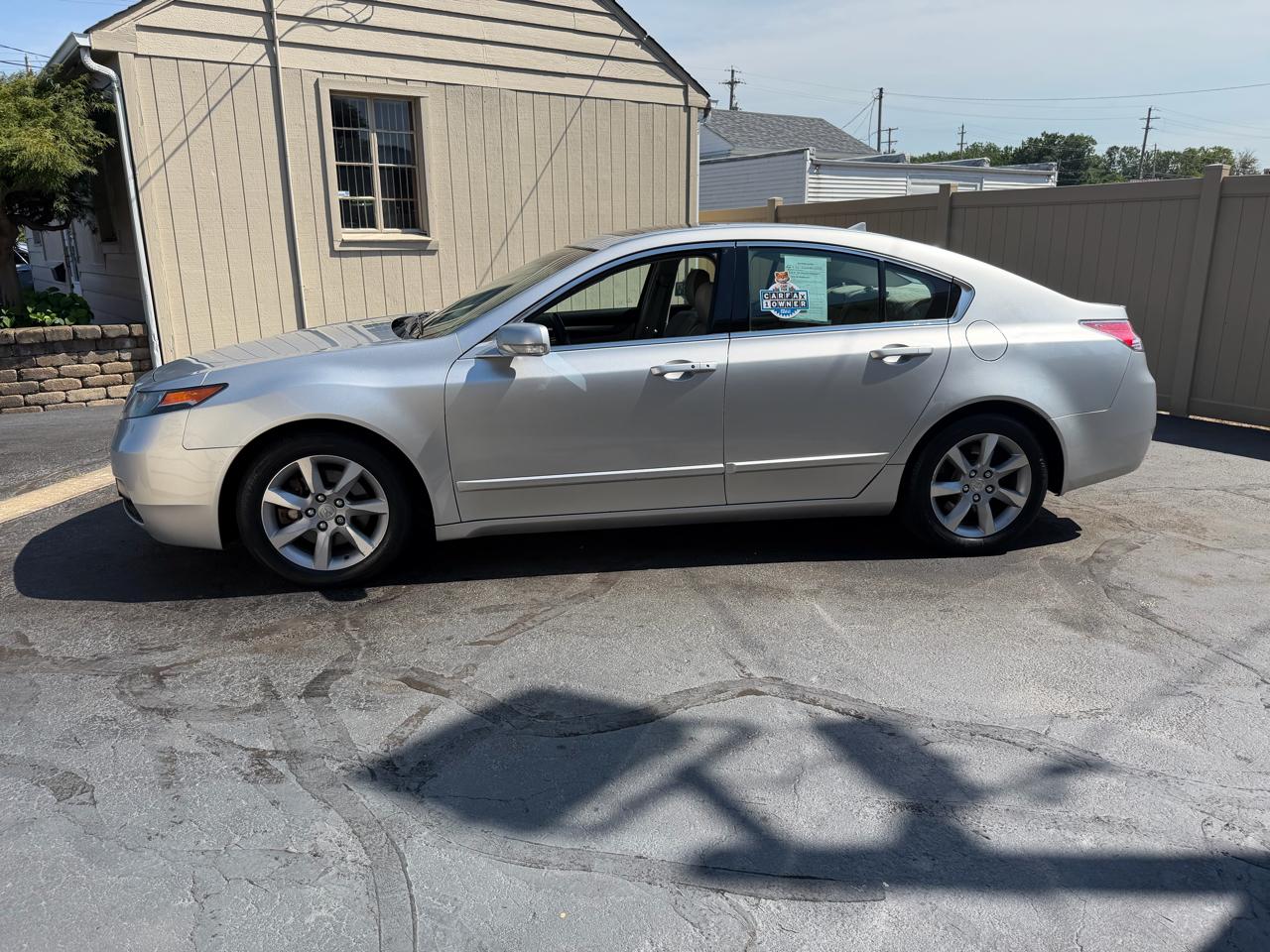 Acura TL 6-Speed AT with Tech Package and 18-In. WP 2012
