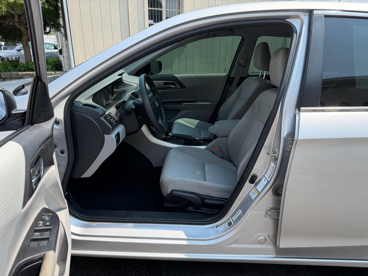 Honda Accord LX Sedan CVT 2015