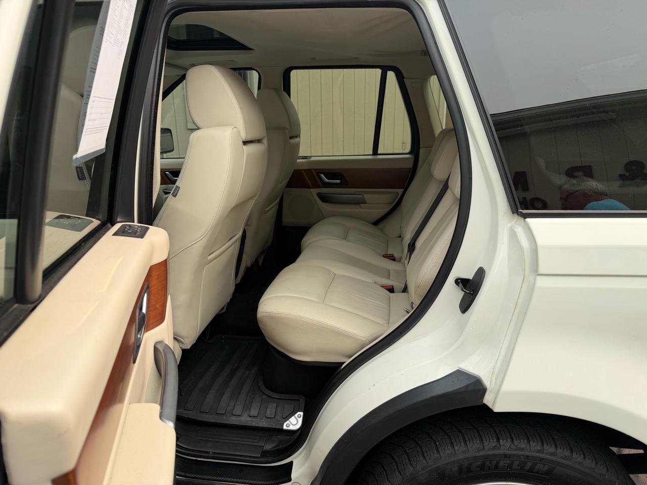 Land Rover Range Rover Sport HSE 4D SUV 2007