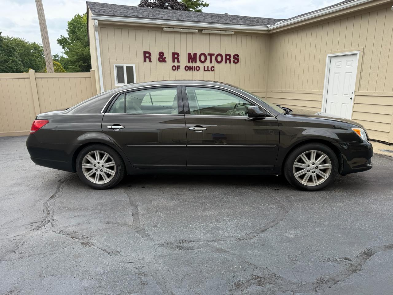 Toyota Avalon Limited 2009