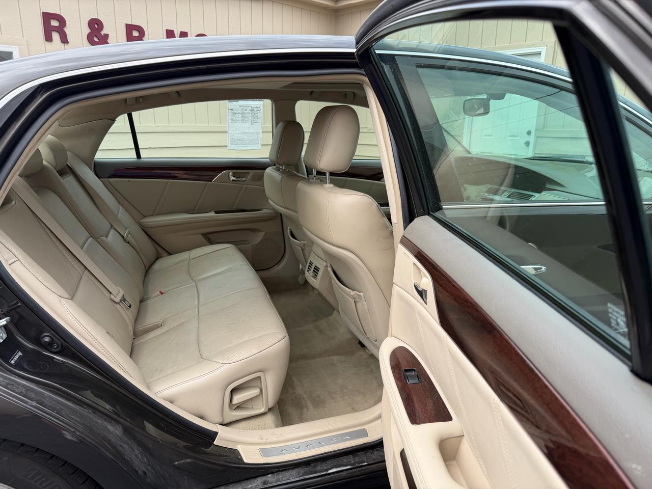 Toyota Avalon Limited 2009