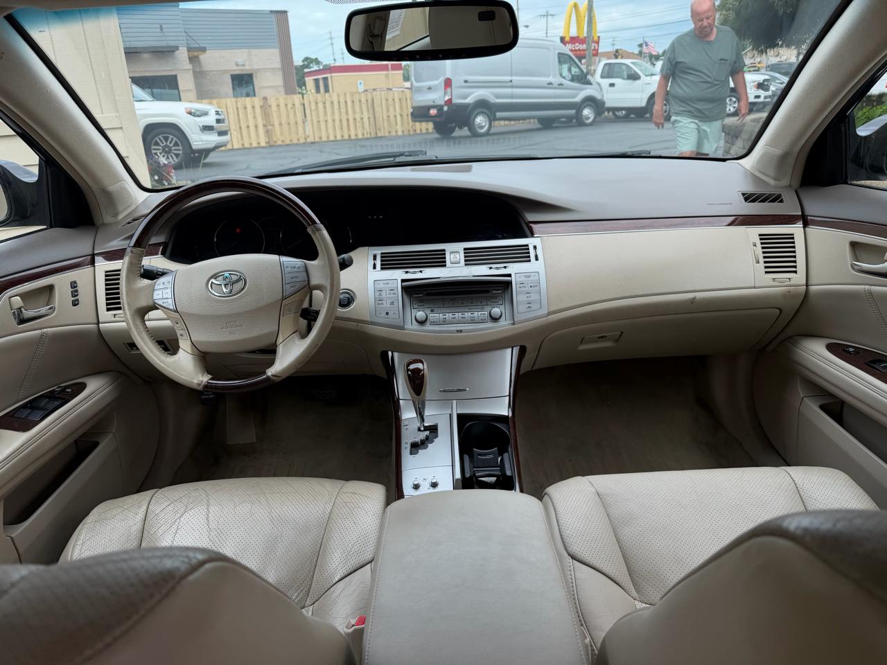 Toyota Avalon Limited 2009