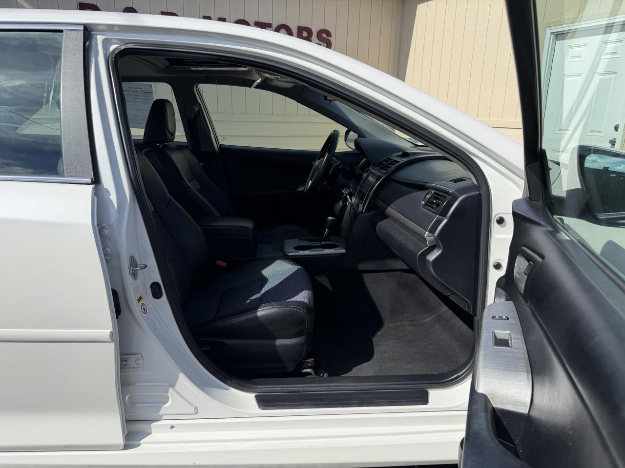 Toyota Camry SE 4D Sedan 2012