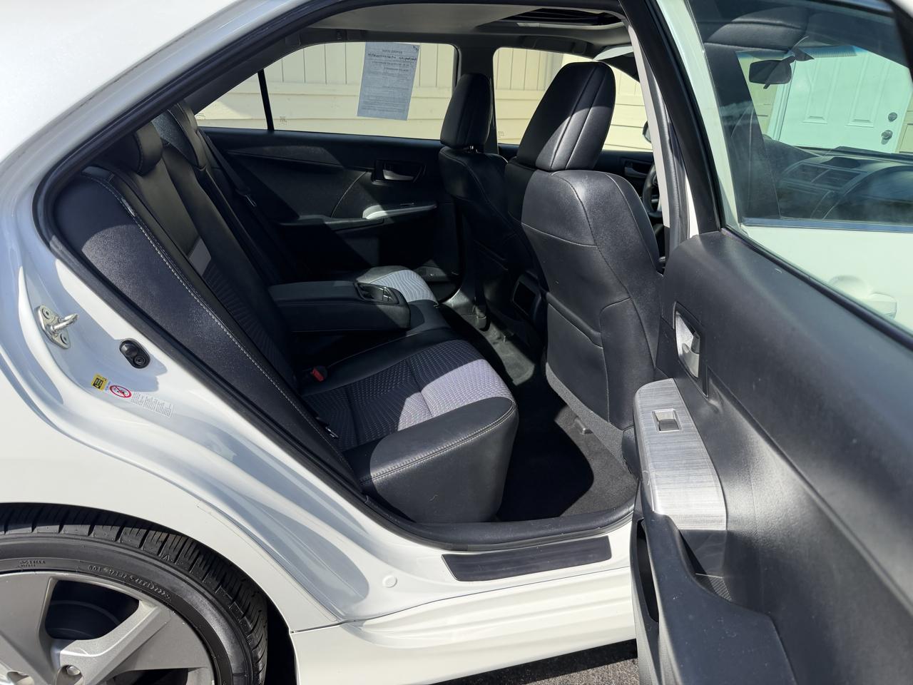 Toyota Camry SE 4D Sedan 2012