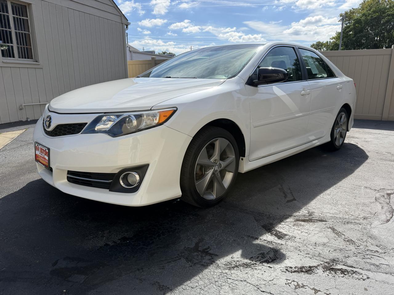 Toyota Camry SE 4D Sedan 2012