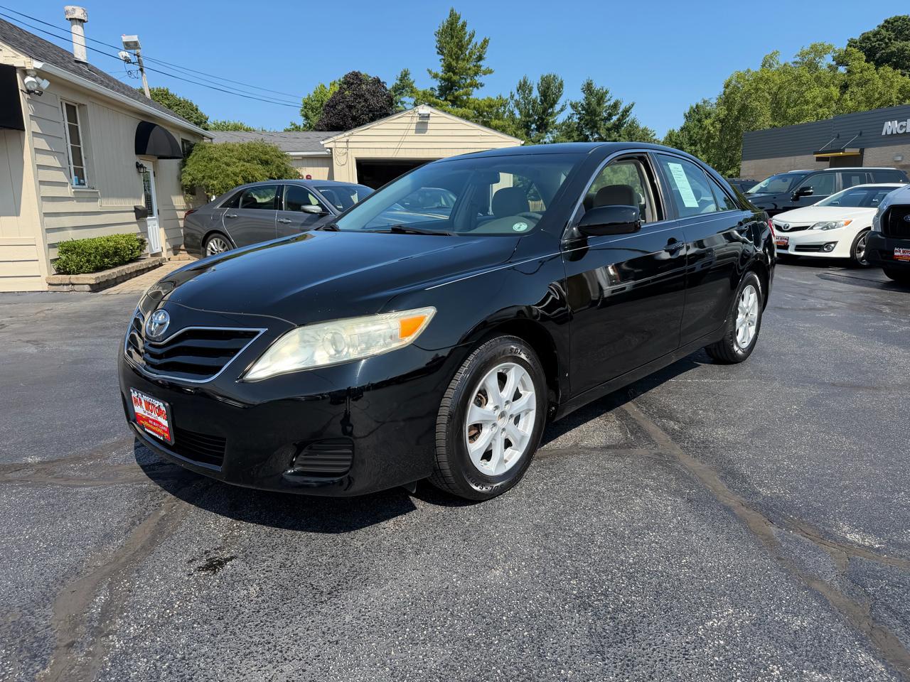 Toyota Camry LE 4D Sedan 2011