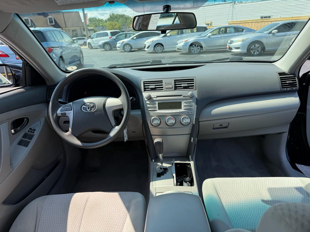 Toyota Camry LE 4D Sedan 2011