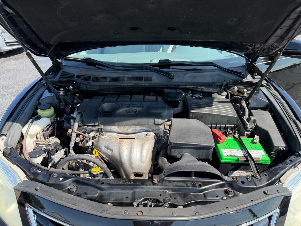 Toyota Camry LE 4D Sedan 2011