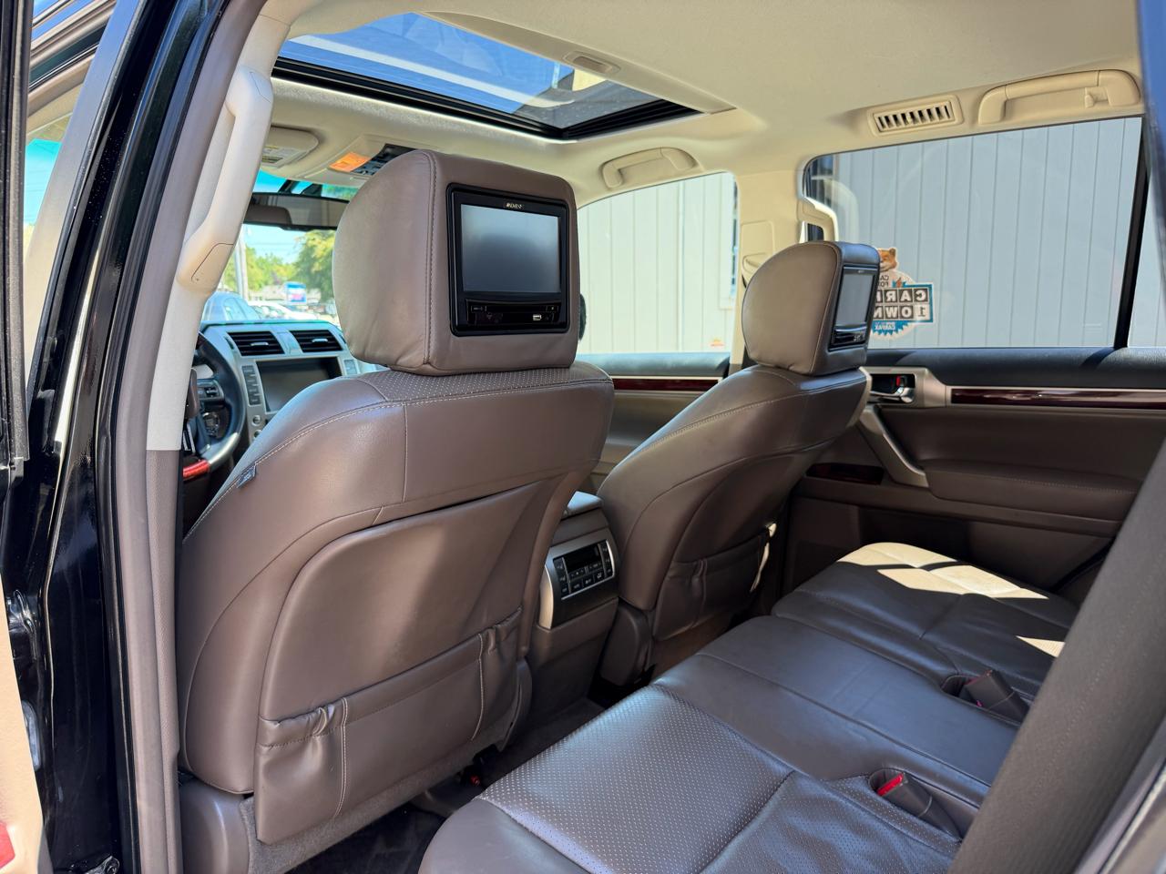 Lexus GX 460 Sport Utility 2011